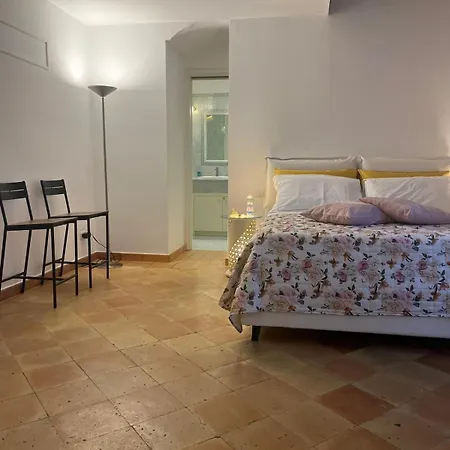 Πανσιόν Al Duomo, Dimora Storica 3*